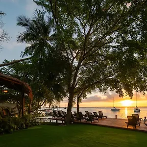 Hotel Casa Aakal Lagoon Front